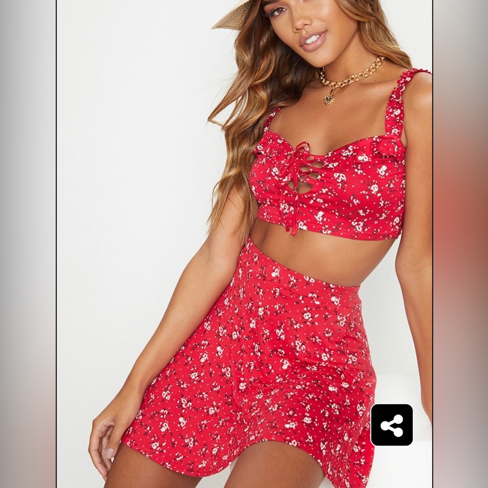 Red Ditsy Floral Set NWT